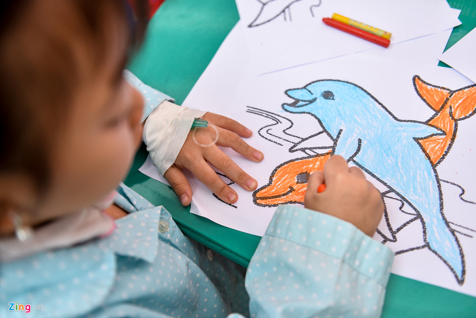 Giáng sinh của những em bé trong bệnh viện