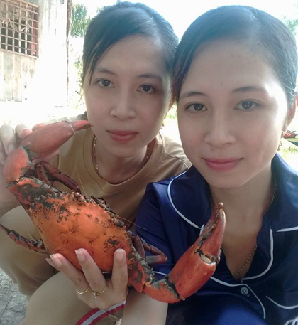 Anh em sinh đôi lấy chị em sinh đôi ở Cà Mau đẻ con giống nhau