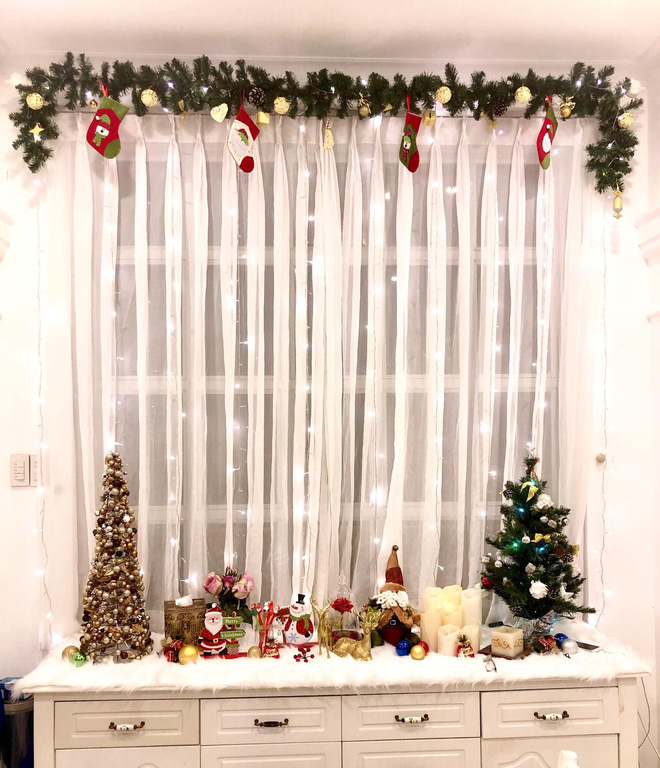 Sao Việt rộn ràng trang hoàng nhà cửa, chuẩn bị đón mùa Giáng sinh ấm áp bên gia đình Sao Việt rộn ràng trang hoàng nhà cửa, chuẩn bị đón mùa Giáng sinh ấm áp bên gia đình