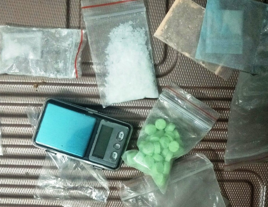 Ấm ức vì bóng hồng chê nghèo, tú ông nuôi mộng thành trùm ma túy