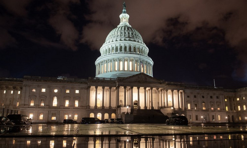 Chính phủ Mỹ bắt đầu đóng cửa, Trump hy vọng không quá lâu