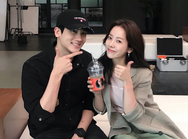 Cuộc chiến các chị đại màn ảnh Hàn 2018: Ai được tung hô rầm rộ, ai bị chê mờ nhạt không xứng đáng?