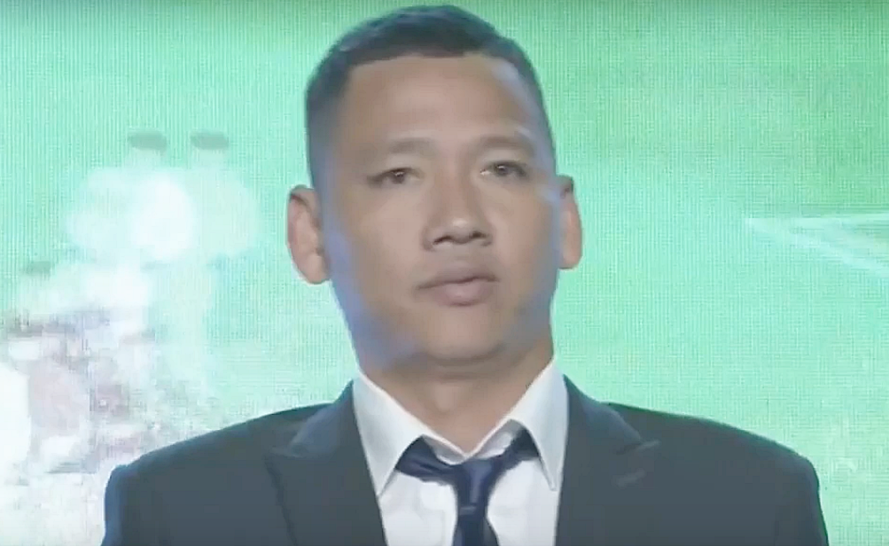 Quả bóng vàng 2018, Quang Hải xứng đáng nhưng dân mạng bức xúc đòi trả lại công bằng cho Anh Đức? Quả bóng vàng 2018, Quang Hải xứng đáng nhưng dân mạng bức xúc đòi trả lại công bằng cho Anh Đức?