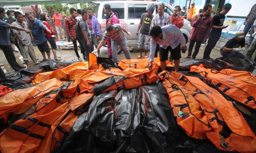 Việt Nam khuyến cáo công dân không đến vùng sóng thần ở Indonesia