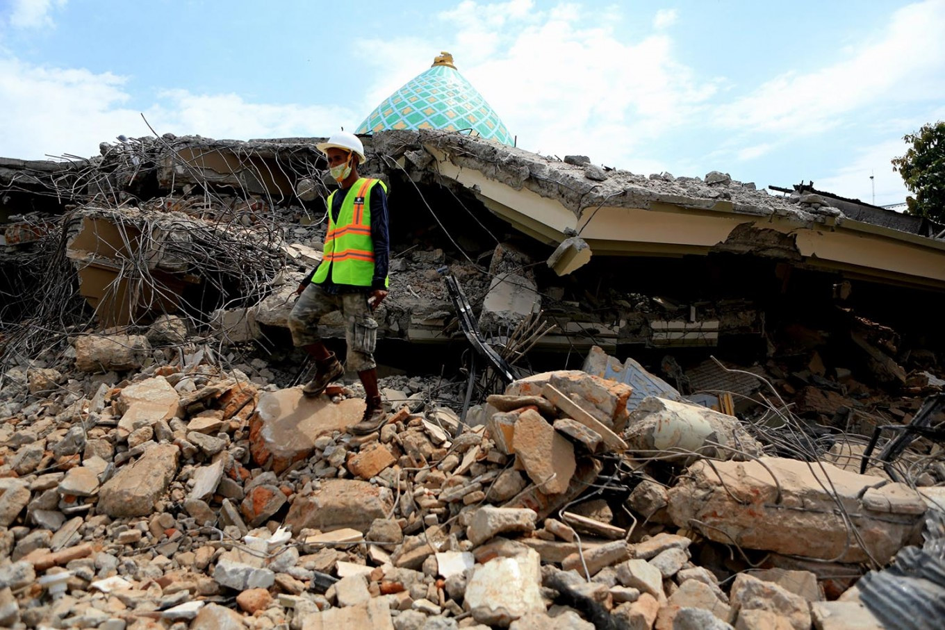 Thảm họa dồn dập năm 2018, Indonesia chìm trong tang thương