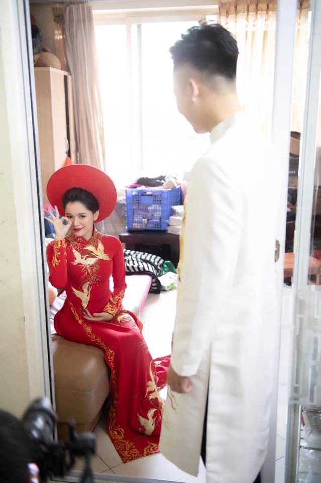 HOT: Nữ nhà văn đình đám Huyền Trang Bất Hối lên xe hoa với người yêu cũ