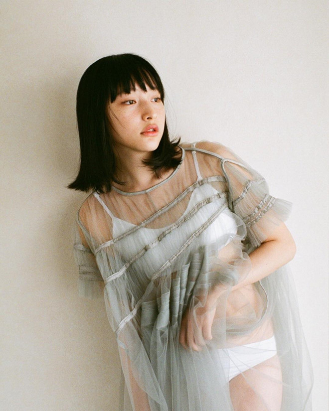 Từ 9X học thiết kế trở thành nữ diễn viên nổi tiếng Hong Kong