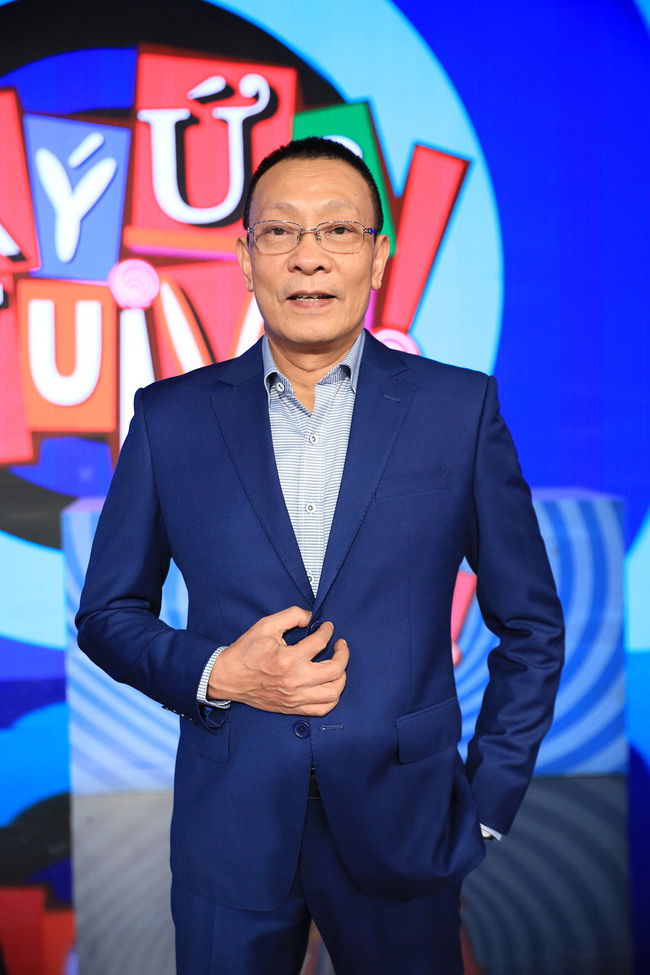 MC Lại Văn Sâm bất ngờ tái xuất, cầm trịch show hài toàn nghệ sĩ khủng