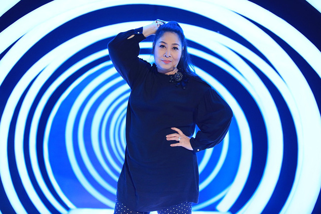 MC Lại Văn Sâm bất ngờ tái xuất, cầm trịch show hài toàn nghệ sĩ khủng