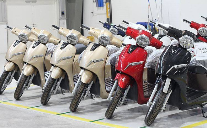 Xe máy điện VinFast Klara ắc quy axit-chì sẽ tăng giá 4 triệu đồng từ tuần sau