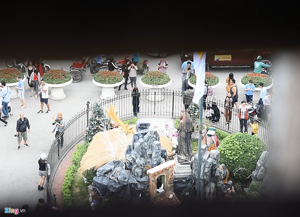 Trải nghiệm đêm Noel của ông lão 22 năm kéo chuông Nhà thờ Lớn Hà Nội