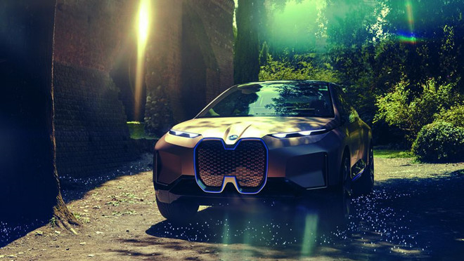BMW cho lái thử concept Vision iNext tại CES 2019 bằng VR