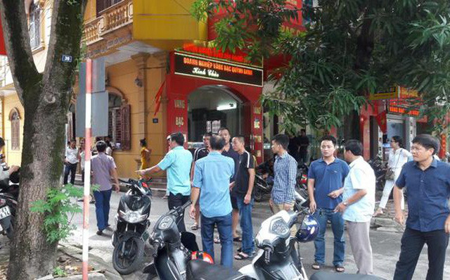 Từ dấu vân chân ở tầng 3, công an bắt giữ siêu trộm chuyên đột nhập tiệm vàng