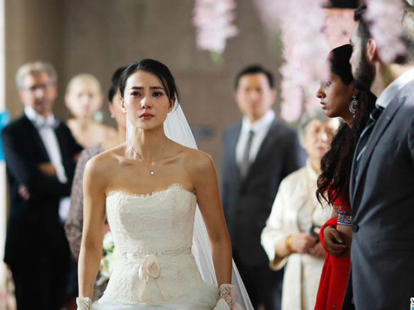 Cô dâu bỏ chạy ngay trong đám cưới khi vừa thấy mặt anh họ chú rể