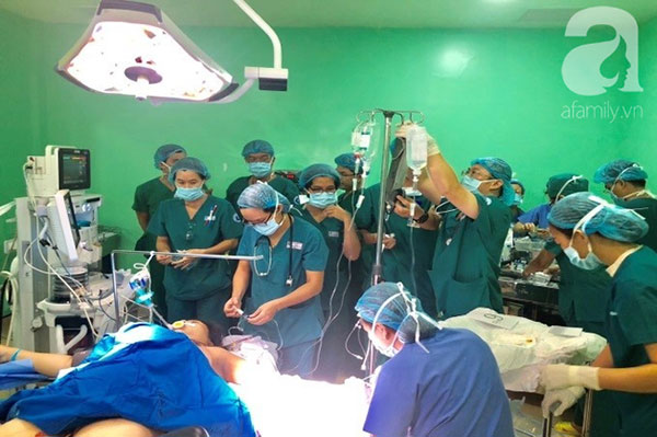 Những ca toát mồ hôi lúc lâm bồn trong năm 2018: Người lâm nguy vì máu hiếm, người suýt mất khả năng làm mẹ