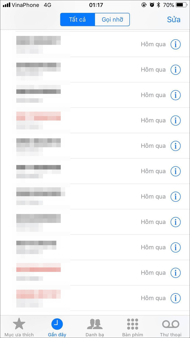 Clip xe phân khối lớn chặn đầu xe chở người đi cấp cứu gây bức xúc, một thanh niên lên tiếng sau khi nhận hàng trăm tin nhắn và cuộc gọi dọa đánh