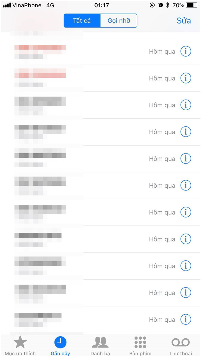 Clip xe phân khối lớn chặn đầu xe chở người đi cấp cứu gây bức xúc, một thanh niên lên tiếng sau khi nhận hàng trăm tin nhắn và cuộc gọi dọa đánh