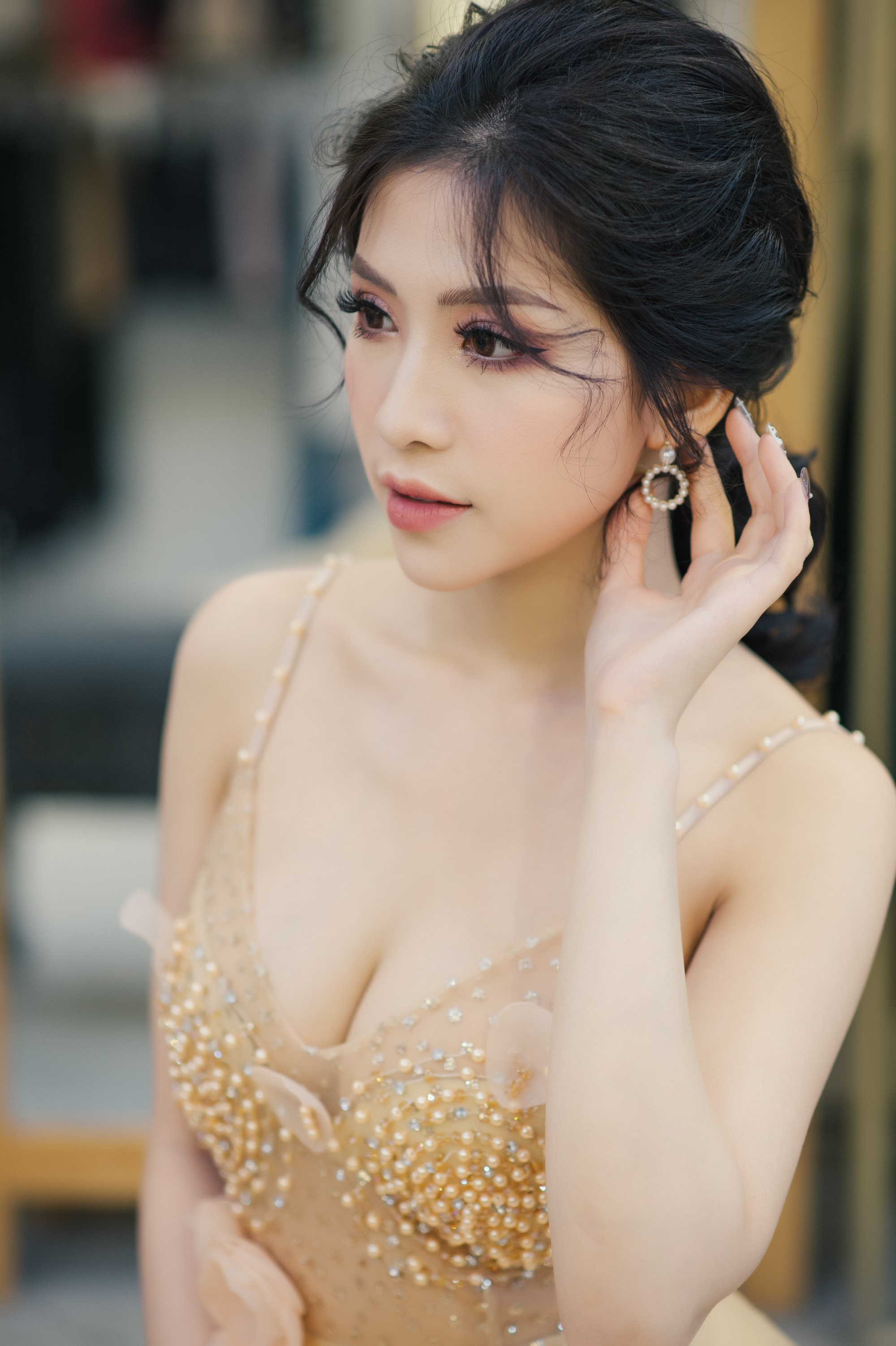 Hà Quy - cô chủ xinh đẹp của thương hiệu thời trang thiết kế 22 tuổi đã có ô tô, kiếm nửa tỷ/tháng Hà Quy - cô chủ xinh đẹp của thương hiệu thời trang thiết kế 22 tuổi đã có ô tô, kiếm nửa tỷ/tháng