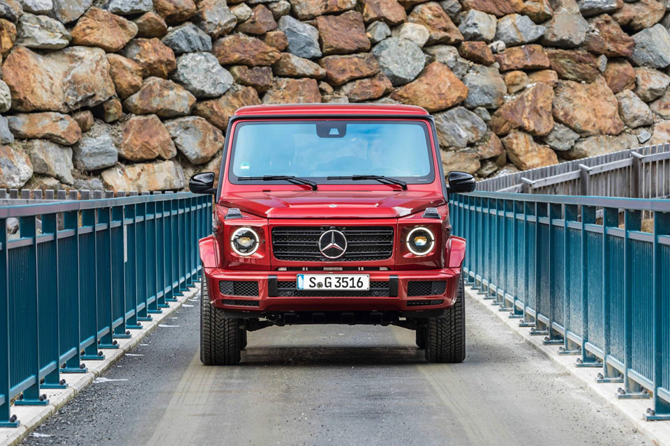 Mercedes-Benz G-Class có bản giá rẻ nhưng động cơ không hề yếu