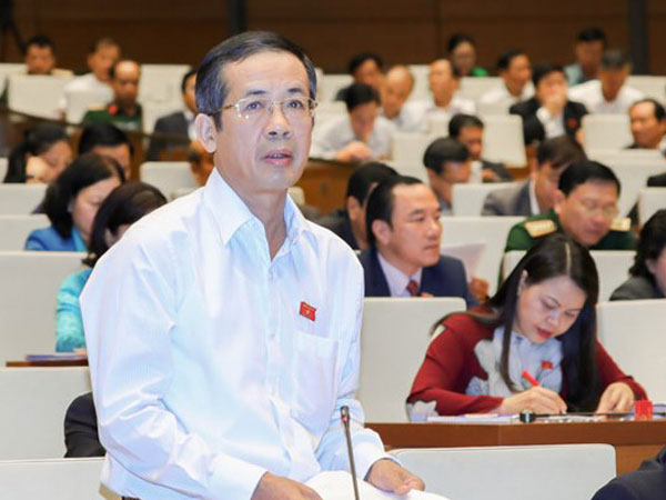 Ông Trần Công Thuật được phê chuẩn làm Chủ tịch UBND tỉnh Quảng Bình