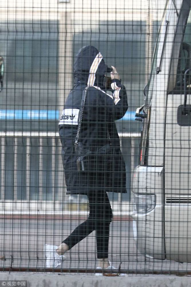 Lần đầu xuất hiện sau tuyên bố ly hôn Dương Mịch đã làm điều lạ lùng này