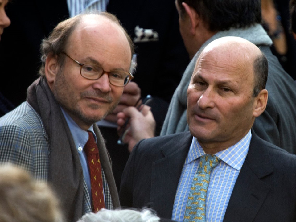 10 gia tộc giàu nhất hành tinh sở hữu khối tài sản khổng lồ thế nào?