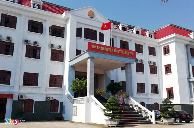 Tài xế container đâm Innova đi lùi tiếp tục bị tạm giam 4 tháng