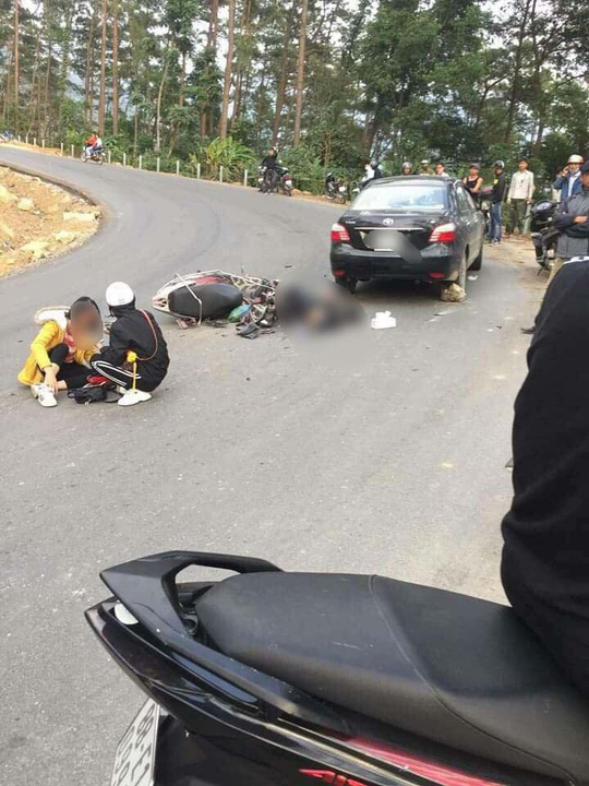 Cặp phượt thủ gặp nạn khi đổ đèo gần đỉnh Tam Đảo