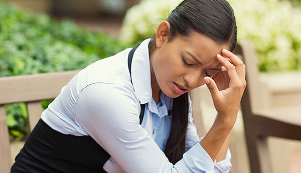 Chủ tịch hội đột quỵ Việt Nam: 5 dấu hiệu cảnh báo đột quỵ bất cứ ai cũng phải thuộc lòng Chủ tịch hội đột quỵ Việt Nam: 5 dấu hiệu cảnh báo đột quỵ bất cứ ai cũng phải thuộc lòng