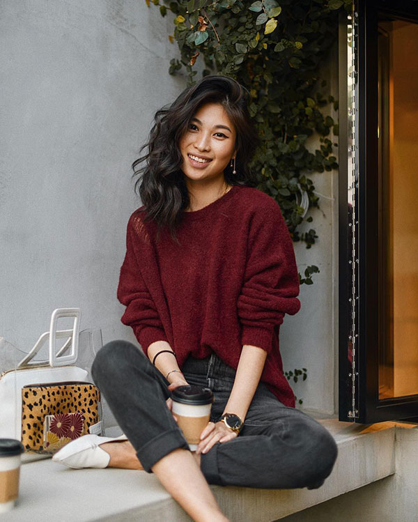 Mùa lễ hội, các nàng sẽ chẳng thể bỏ qua áo len màu mè cùng bí kíp diện vừa xinh lại nổi bần bật sau