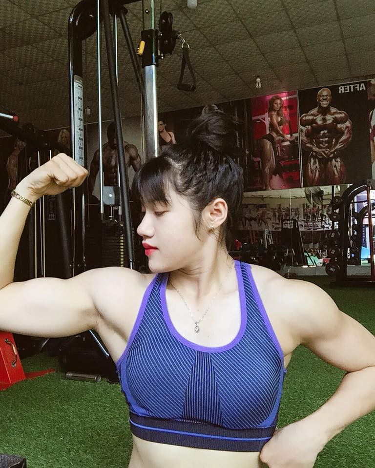 Thiếu nữ Đồng Nai sinh năm 1999 sở hữu gương mặt ngây thơ, thân hình lực sĩ nổi rần rần trên MXH
