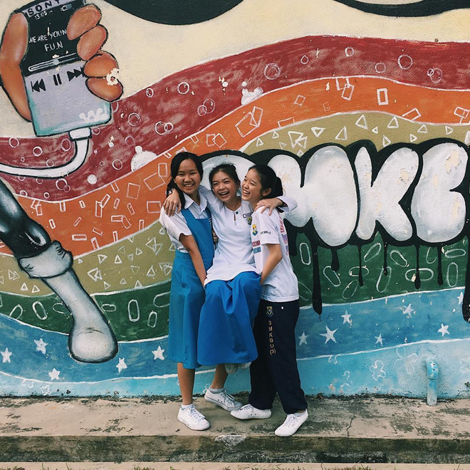 Nữ sinh Malaysia 15 tuổi đã kiếm bộn tiền, là ngôi sao trên mạng