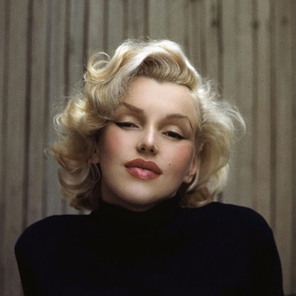 Biểu tượng sắc đẹp như Marilyn Monroe, Công nương Diana trông sẽ như thế này khi bơm môi, sửa mũi theo xu hướng thời nay