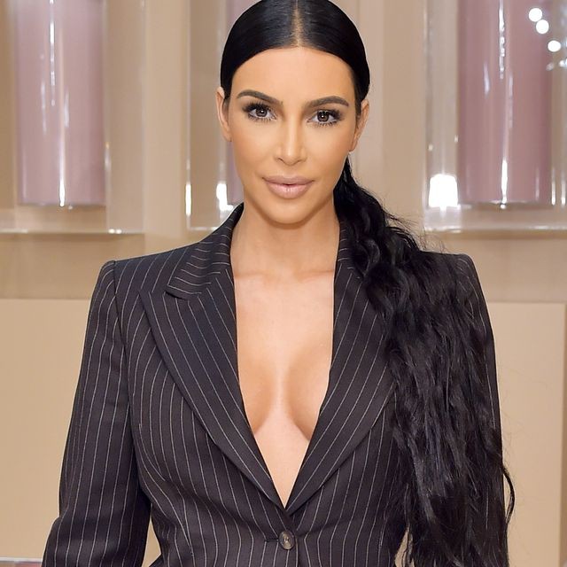 Kim siêu vòng 3 có 1 thói quen xấu mà nhiều phụ nữ cũng mắc phải và có người suýt bị mù