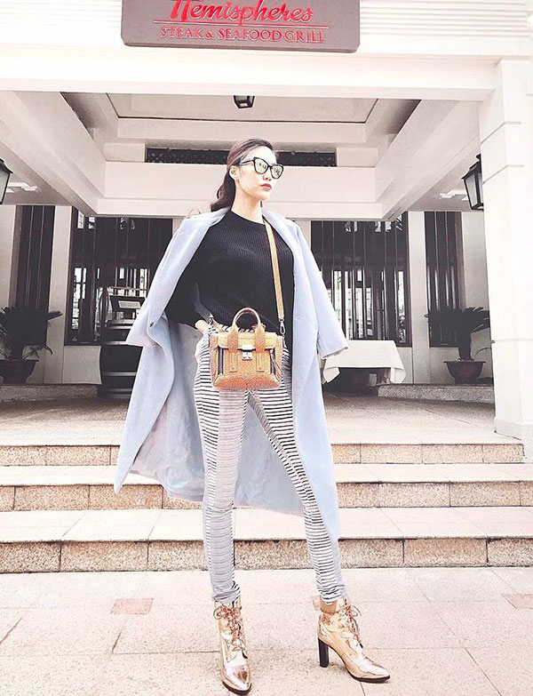 Ngoài diện cả cây đồ hiệu, Lan Khuê còn áp dụng độc chiêu này để trông sang chảnh tựa bà hoàng