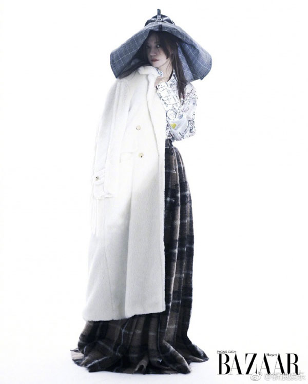 Triệu Vy bất ngờ xuất hiện trên tạp chí Việt Nam sau màn giải oan từ bỏ quốc tịch Trung Quốc