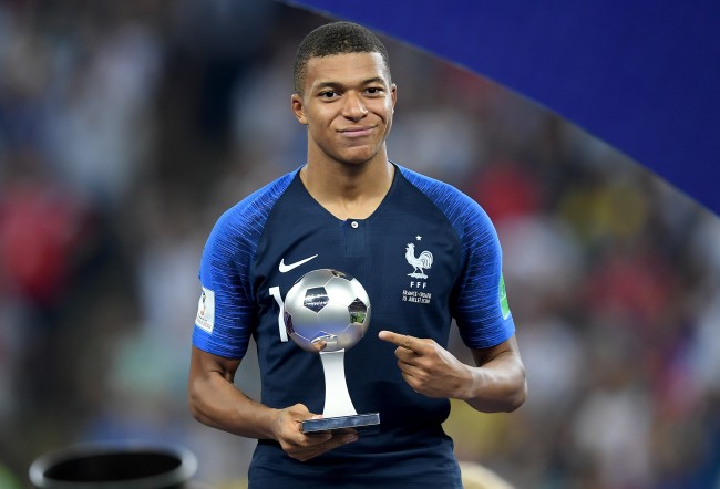 Barcelona sẵn sàng chi 150 triệu euro cộng với Philippe Coutinho để có được Kylian Mbappe