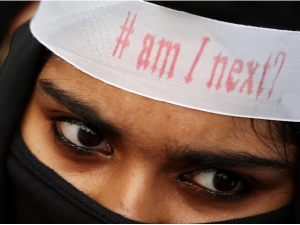 Ấn Độ: Gã trai hám của lạ bị cắt đứt ‘của quý’ vì dám gạ gẫm phụ nữ đã có chồng