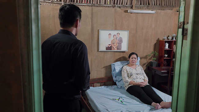 Gạo nếp gạo tẻ tập 102: Hương đòi tự tử vì Tường bỏ đi không lời từ biệt, bà Mai sáng mắt khi Công đến van xin cho vợ cũ