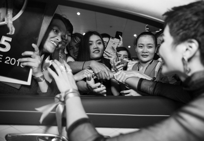 HHen Niê bật khóc: Từng áp lực đến mức muốn bỏ vương miện, mẹ ruột sợ hãi trước tin đồn ác ý về con gái HHen Niê bật khóc: Từng áp lực đến mức muốn bỏ vương miện, mẹ ruột sợ hãi trước tin đồn ác ý về con gái