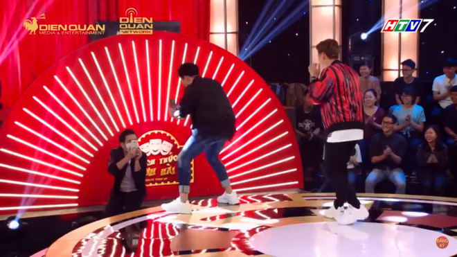 Trường Giang, Trấn Thành bức xúc vì bị quay lén xúc phạm đời tư Trường Giang, Trấn Thành bức xúc vì bị quay lén xúc phạm đời tư