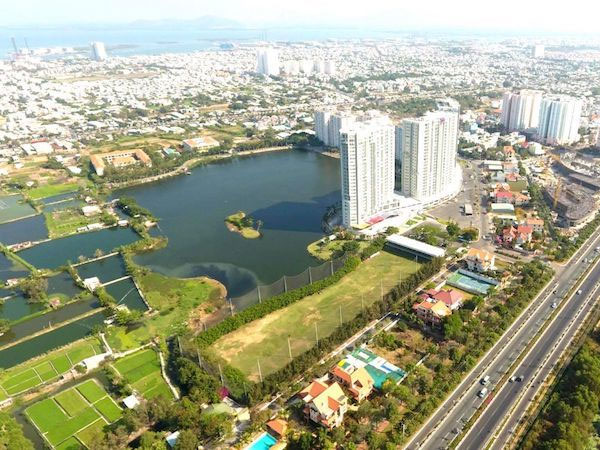 Áp trần lãi vay 20% có khiến ông lớn bất động sản phải hoang mang?