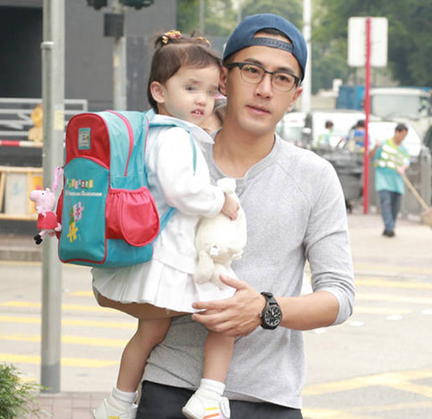 3 năm, gần 2000 ngày nhưng Dương Mịch chỉ về thăm con gái đúng 37 ngày?