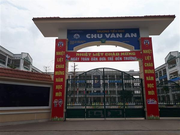 Hà Nội: Hàng nghìn học sinh tiểu học uống nước nhiễm khuẩn ở trường học?