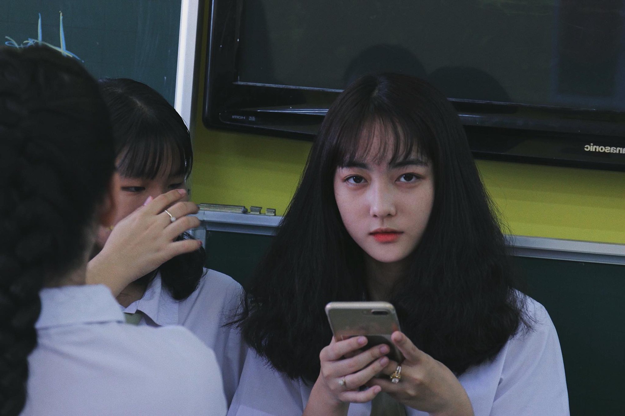 Những nữ sinh bị chụp lén nổi đình đám năm 2018: Đẹp xuất sắc, thần thái hơn cả ảnh selfie