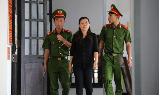 Vụ trộn hỗn hợp pin con Ó vào tiêu: Bị cáo khai công an dọa