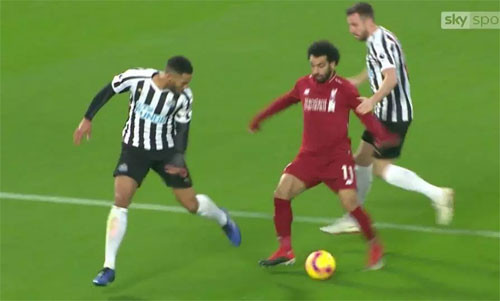 Salah thoát tội ngã vờ, sẵn sàng đấu Arsenal và Man City
