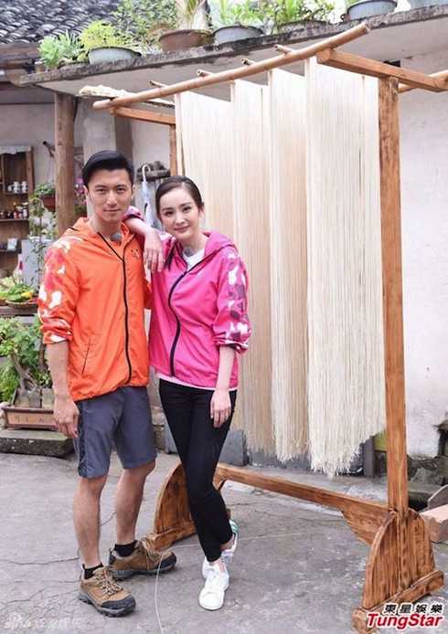 Vừa dính tin đồn tái hợp Trương Bá Chi, Tạ Đình Phong lại bị nghi là tình mới của Dương Mịch, sẽ công khai hẹn hò vào năm sau