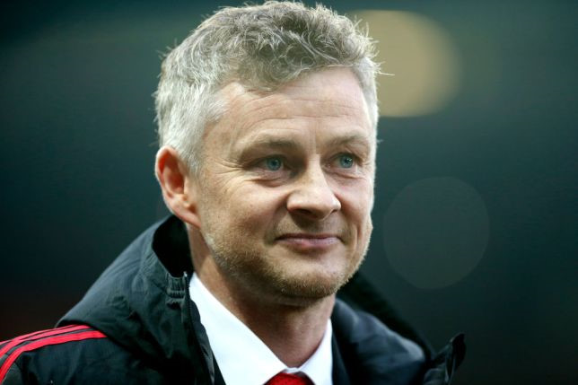HLV Solskjaer đi vào lịch sử Man Utd sau trận thắng Huddersfield