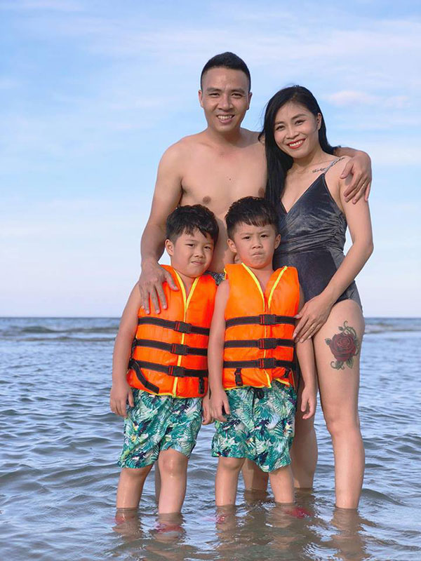 Được khuyên xóa hình xăm ở ngực đi sẽ đẹp hơn, MC Hoàng Linh đã phản pháo nhẹ nhàng mà cực gắt